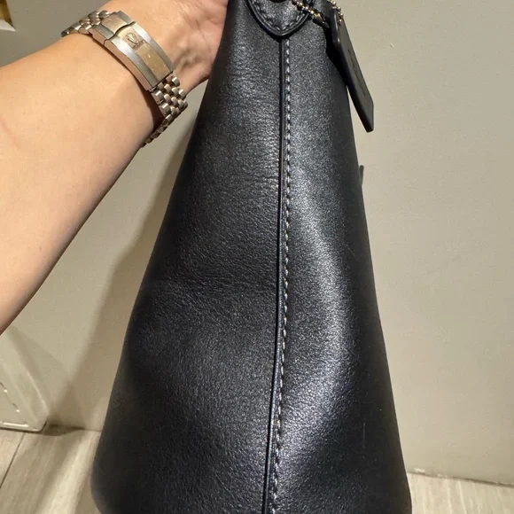 Authentic Coach Black Bleecker Bucket Bag - Picture 8 of 16